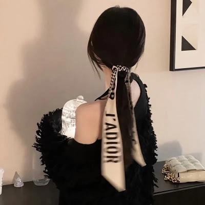 伊莉莎与玛瑟拉